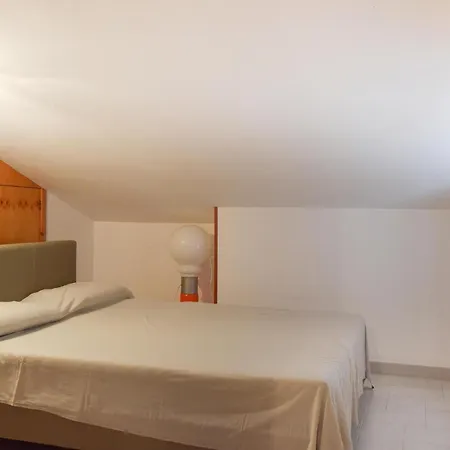 Mansarda Belvedere 아파트 알카모 마리나